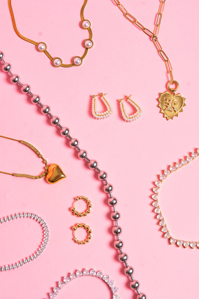 Queen of Hearts Tennis Necklace