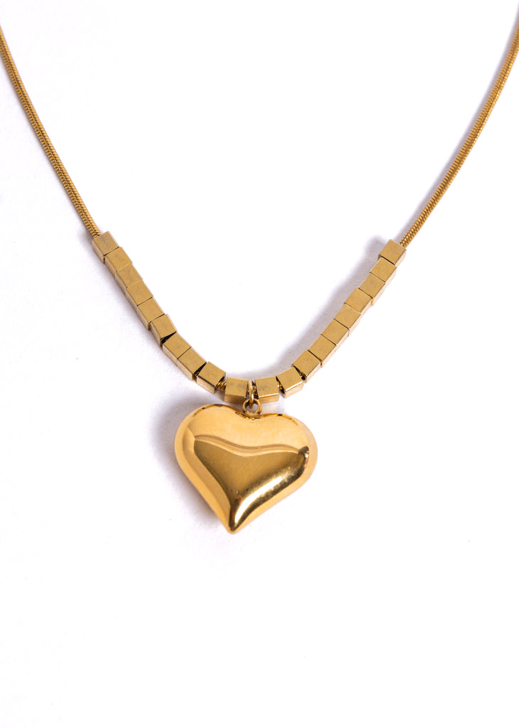 Sara Heart Necklace